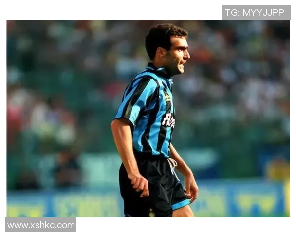 5号足球后卫球星：他在场上的防守艺术与领导力如何影响比赛结果