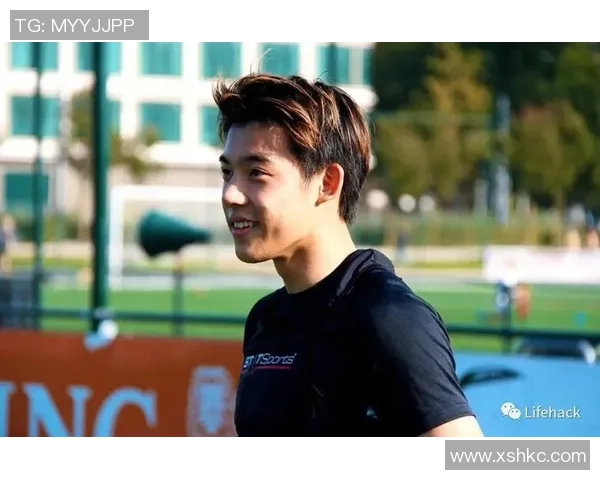 全球足球星人颜值榜单：那些让人心动的俊男球员排名揭晓